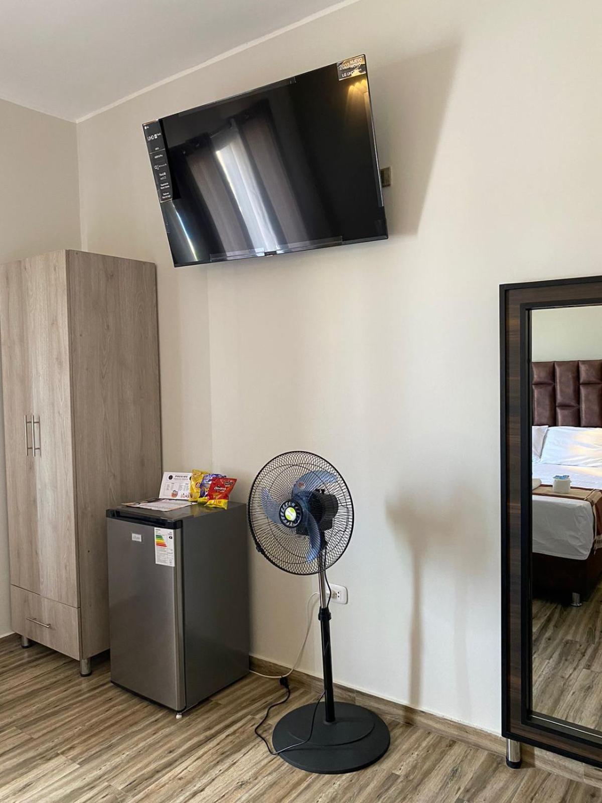 איקה Ciudad Del Sol Hostel מראה חיצוני תמונה